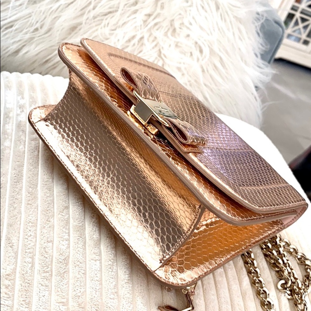 💓Sold💓 ferragamo reptiles vera metallic purse - Picture 6 of 8